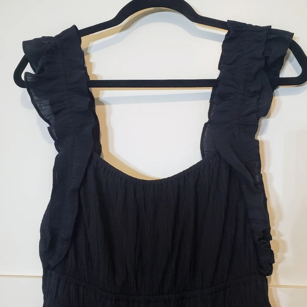 Abercrombie & Fitch Maxi Dress Size Med Tall Viscose Black Smocked Tiere…